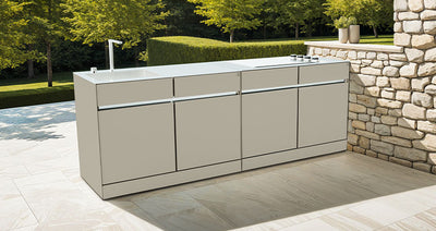 The Creasteel outdoor kitchen: made to your style!