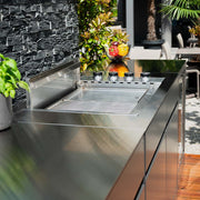 Outdoor kitchen