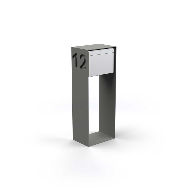 Letterbox with lettering, powder coating