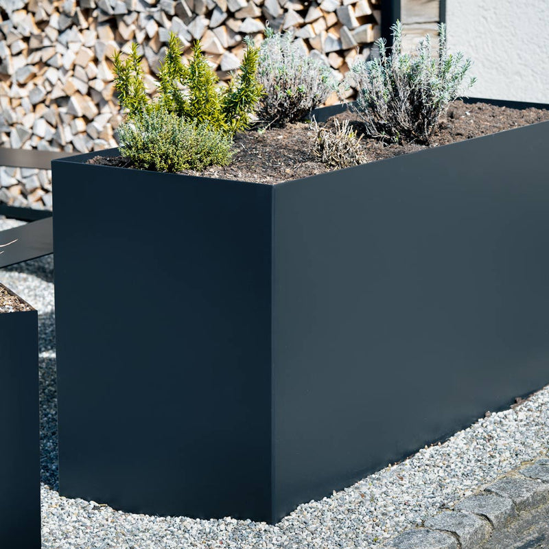 Custom-made raised bed, stainless steel powder-coated